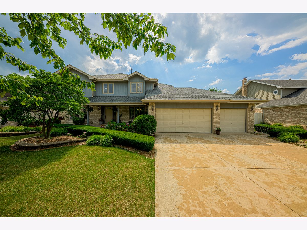 Homes & Townhomes & Condos Sold Brookside Glen Tinley Park Illinois, 19600 Brookridge