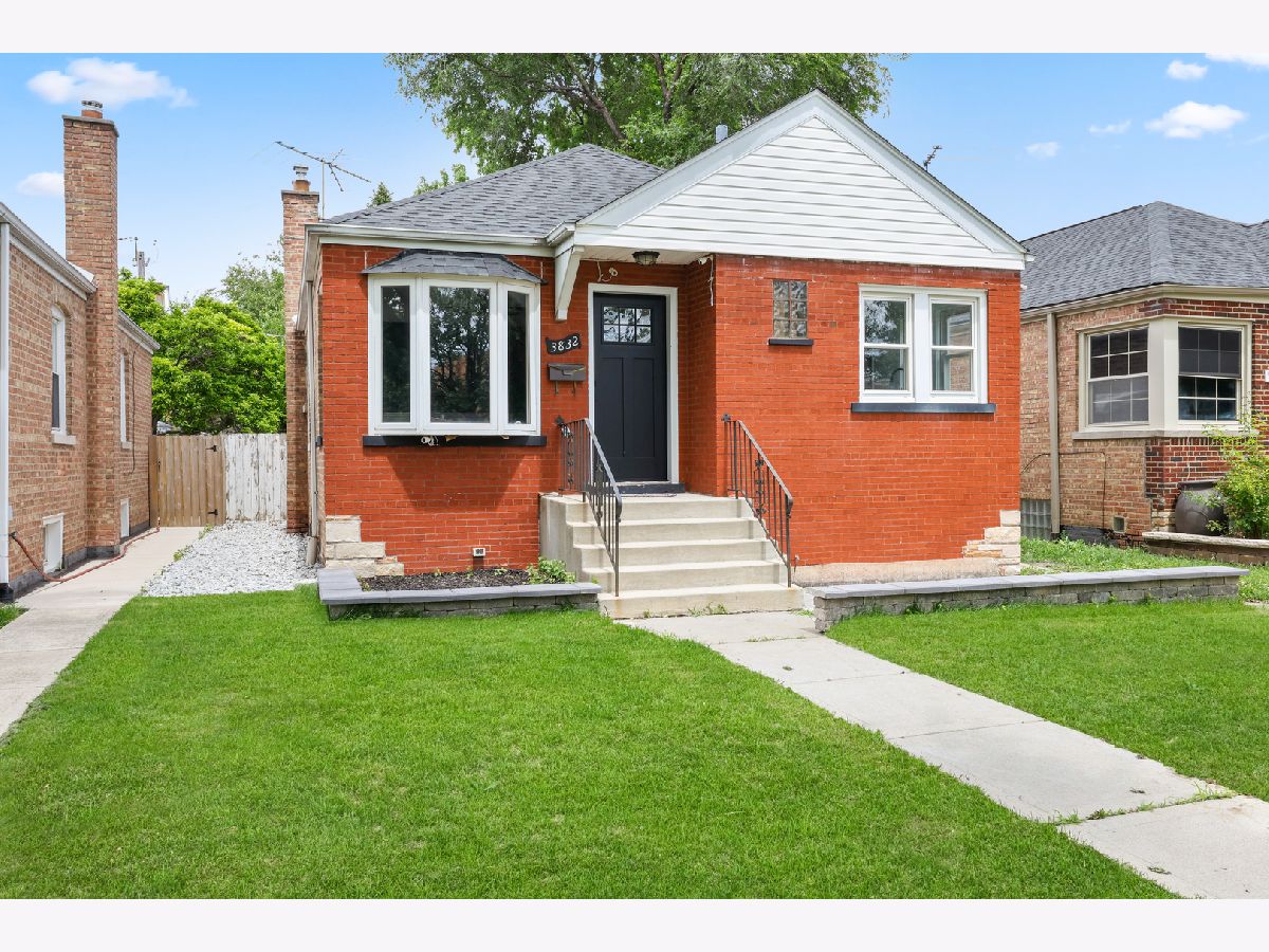  Sold Chicago Illinois, 3832 81st