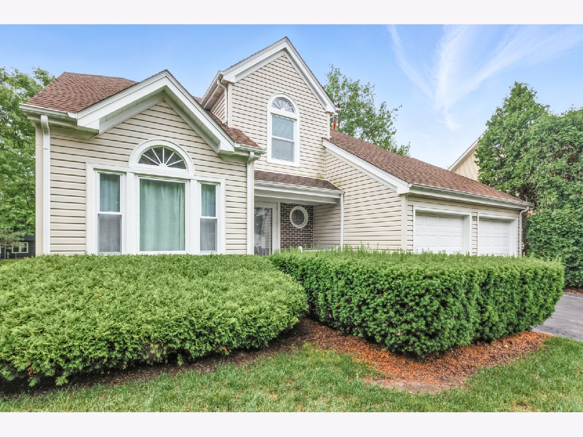  Rented Elk Grove Village Illinois, 421 Concord