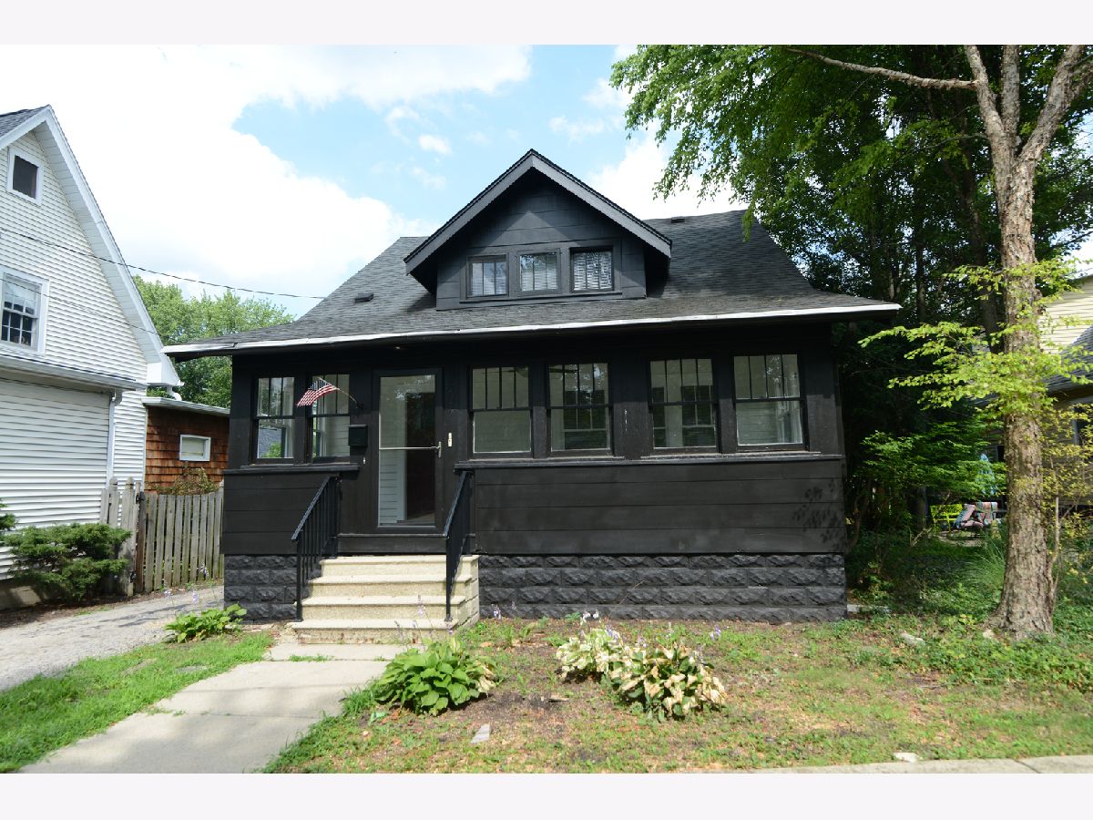 Rented St Charles Illinois, 724 5th