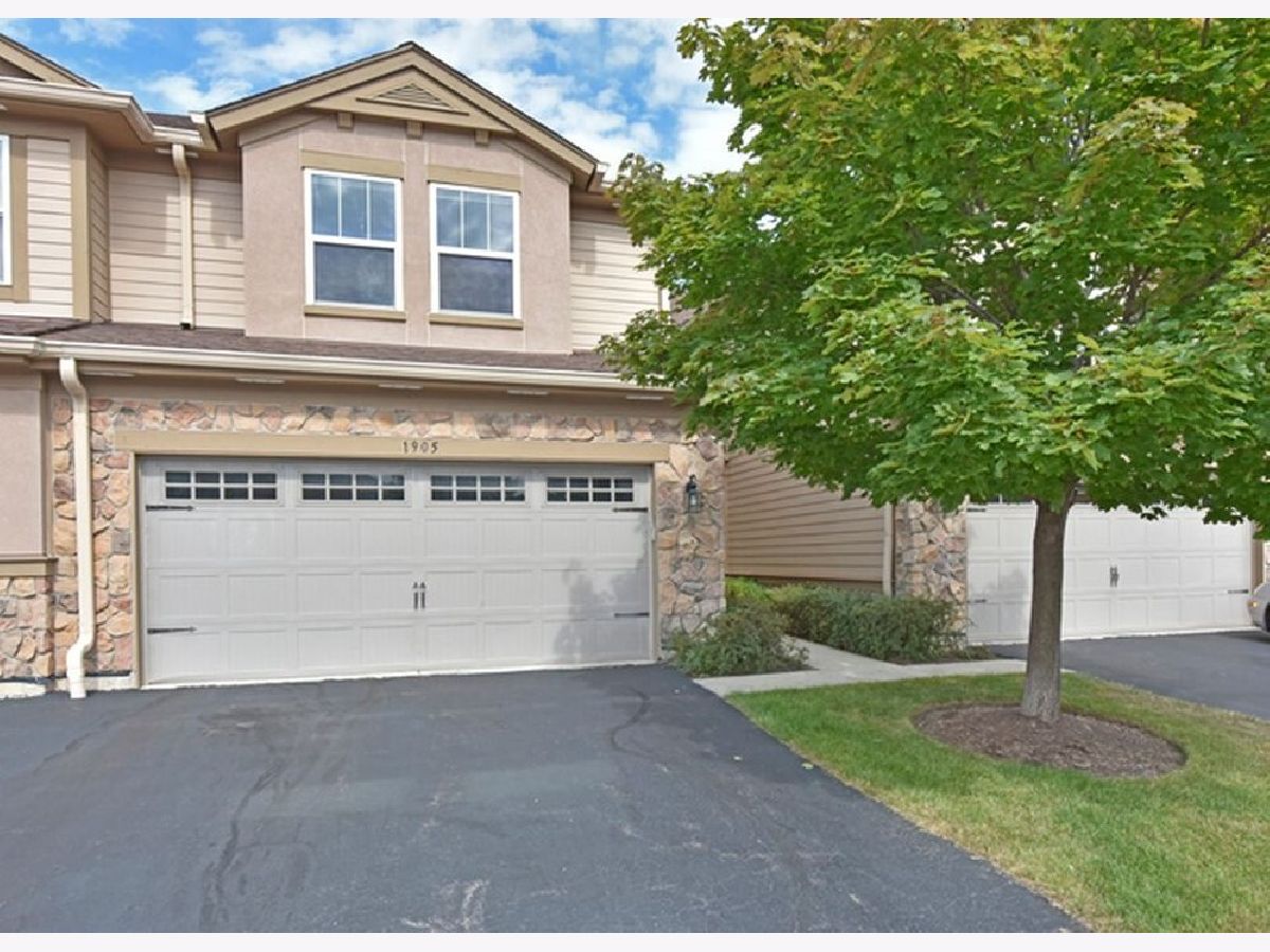 Townhomes Sold Bayhill Vernon Hills Illinois, 1905 Crenshaw