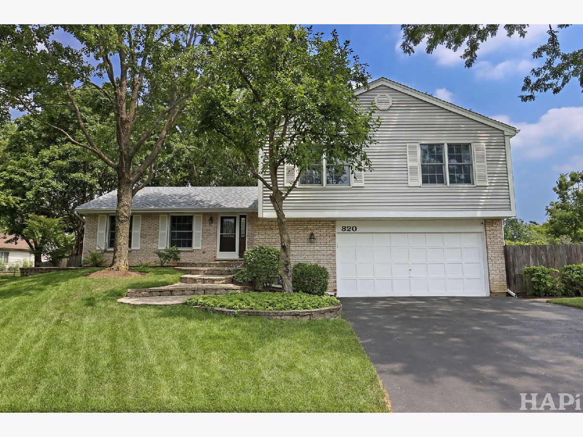 Homes Sold Countryside Lake Zurich Illinois, 820 Indigo