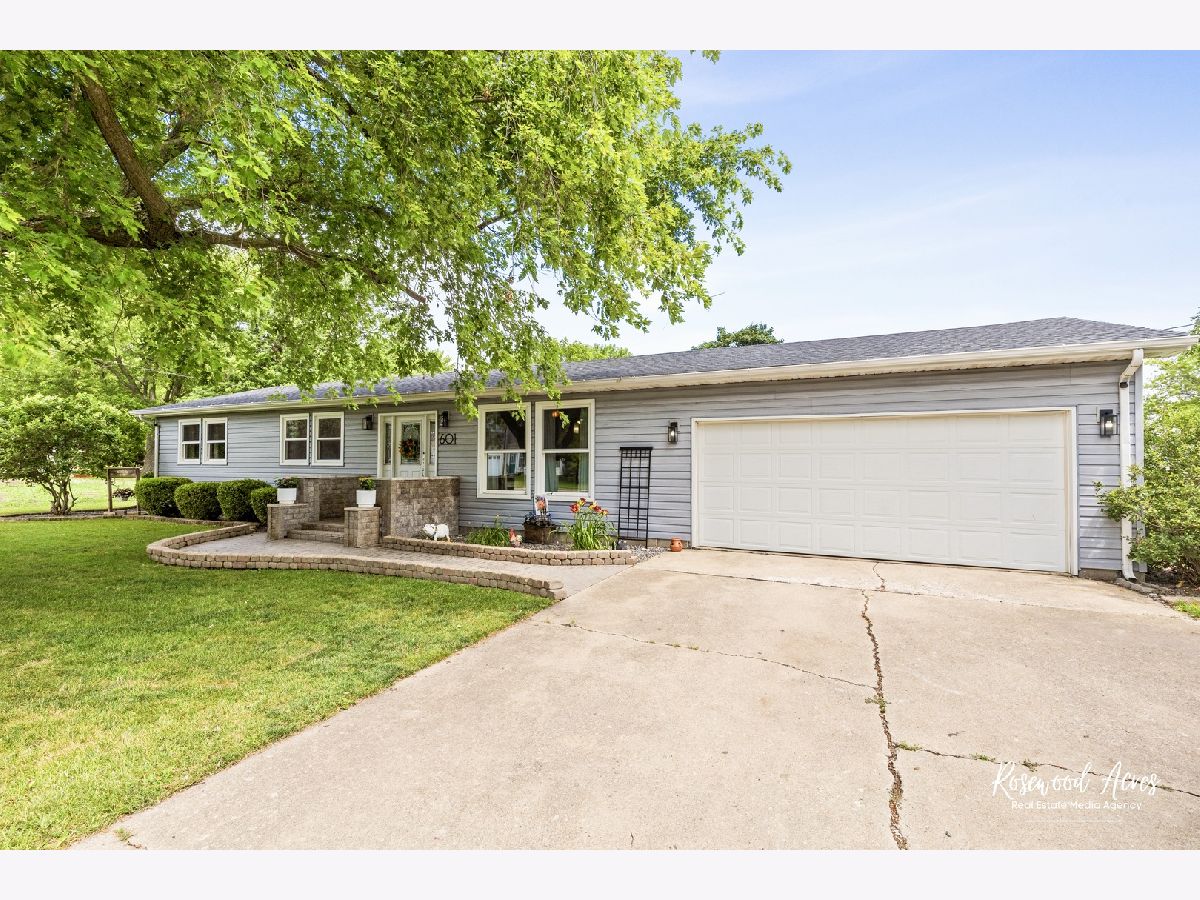  Sold Ashkum Illinois, 601 Washington