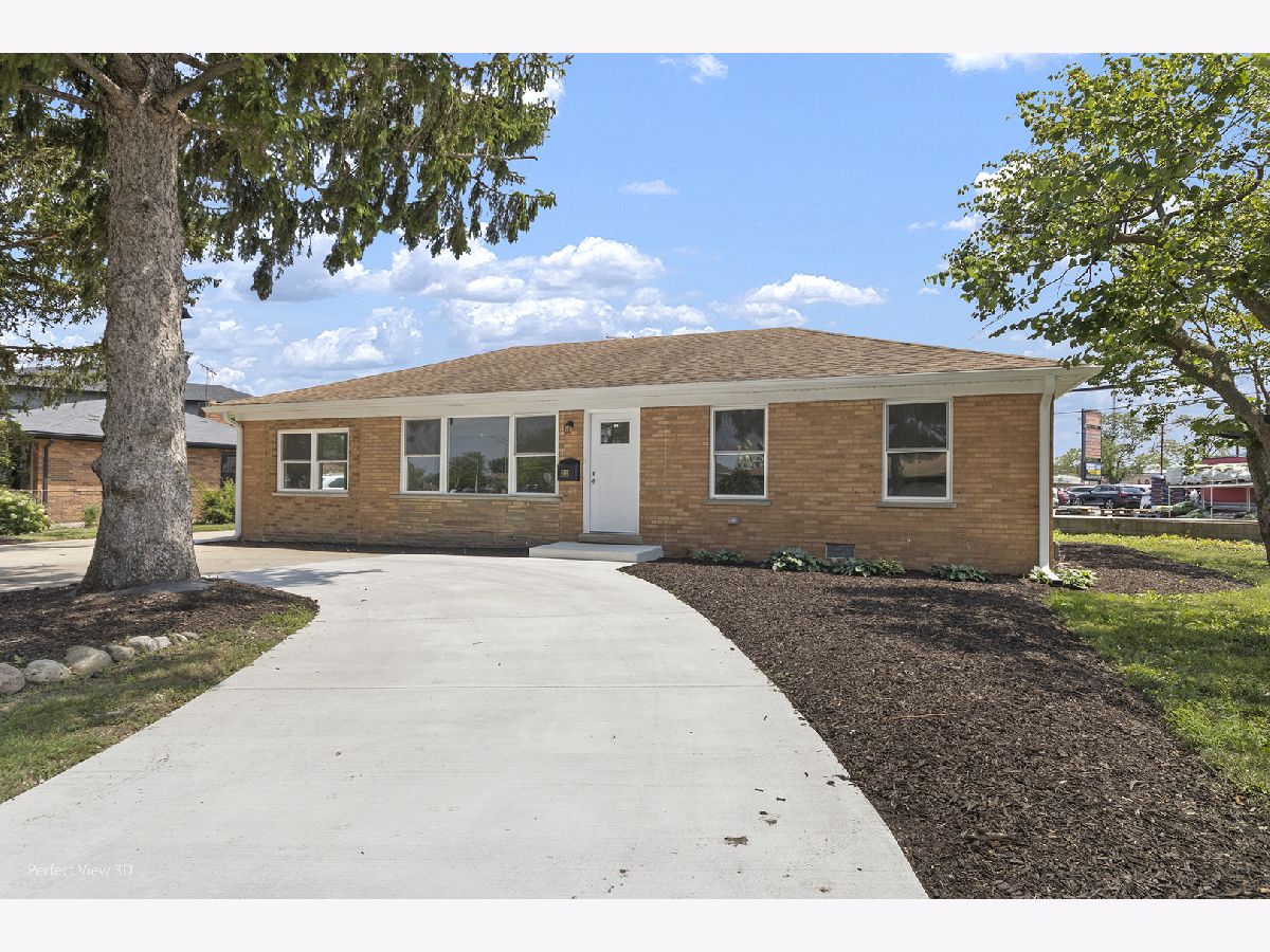 Rented Norridge Illinois, 8331 Gunnison