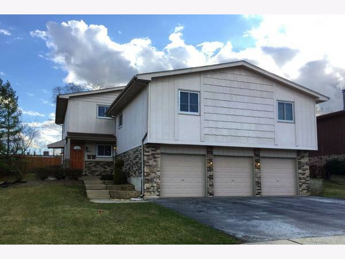  Rented Roselle Illinois, 683 Rosner