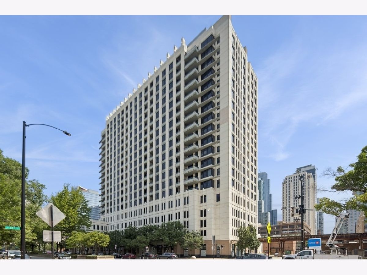  Sold Chicago Illinois, 1255 State