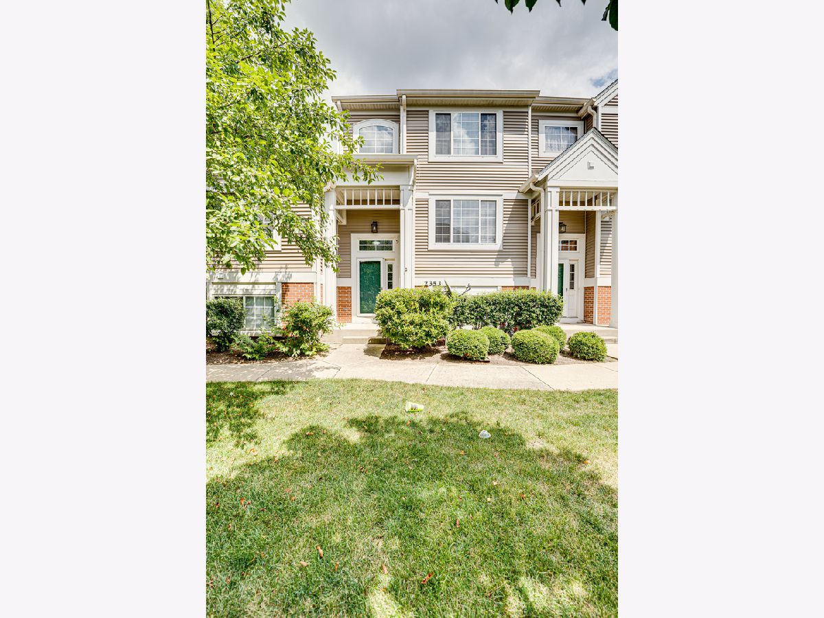 Townhomes & Condos Rented Ogden Pointe At The Wheatlands Aurora Illinois, 2353 Twilight