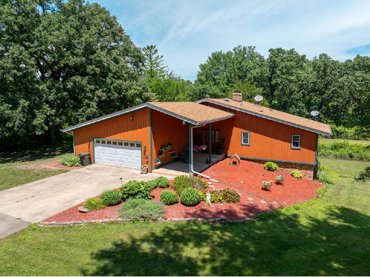  For Sale Stillman Valley Illinois, 7502 Kishwaukee Road