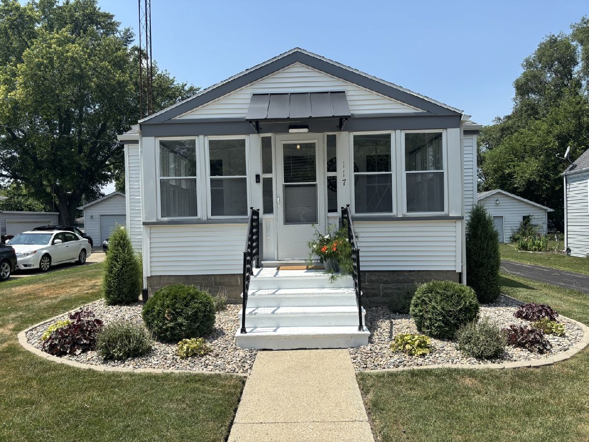  Sold Manteno Illinois, 117 Church