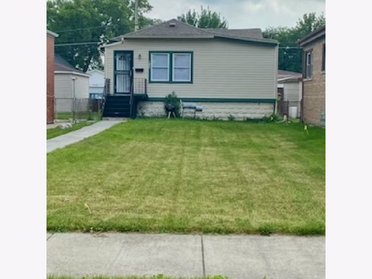  For Rent Chicago Illinois, 8739 Euclid
