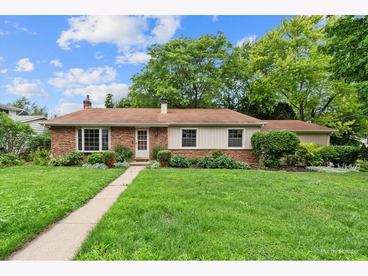  Rented Mundelein Illinois, 916 Granville