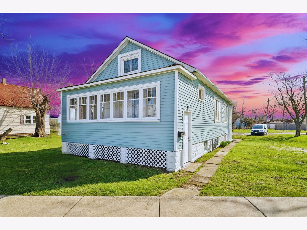  For Sale Phoenix Illinois, 15211 Vincennes Road