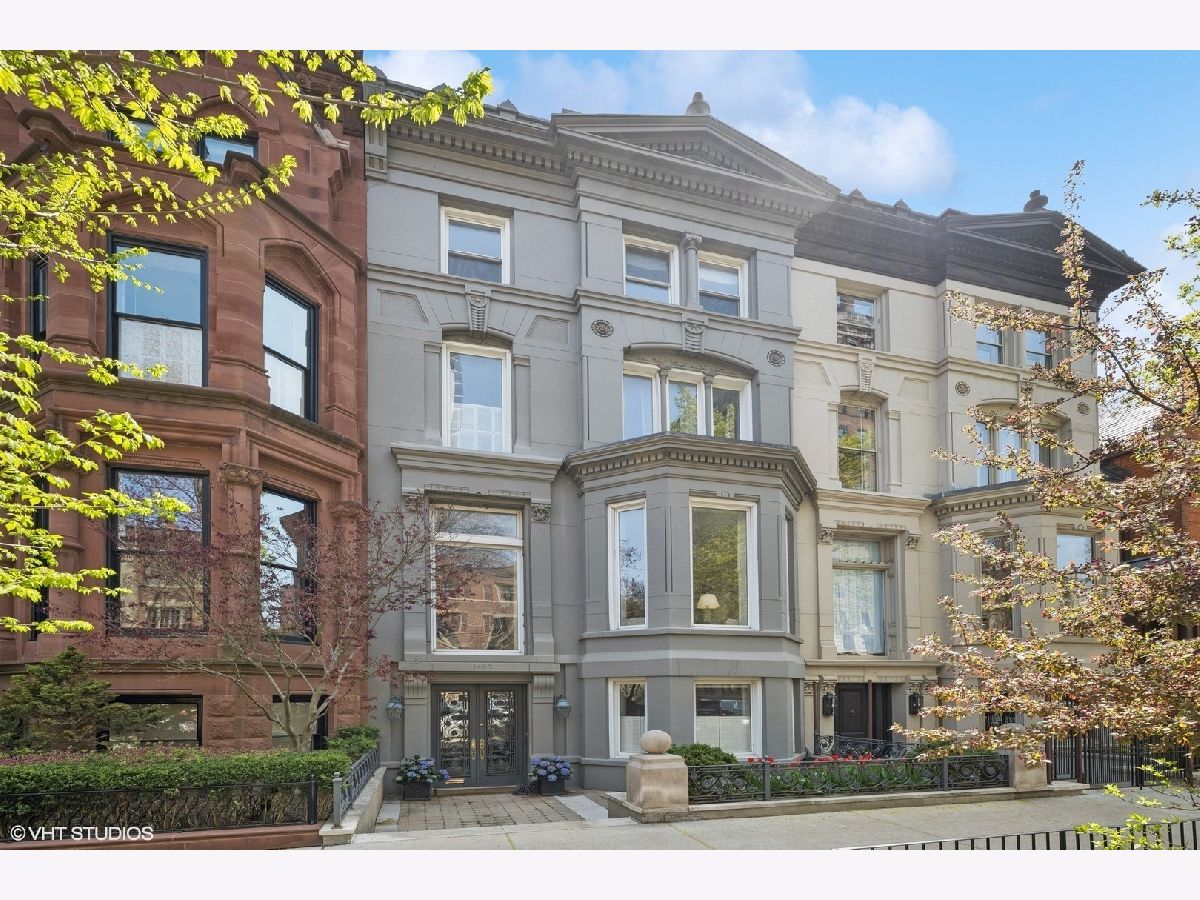  Sold Chicago Illinois, 1407 Dearborn
