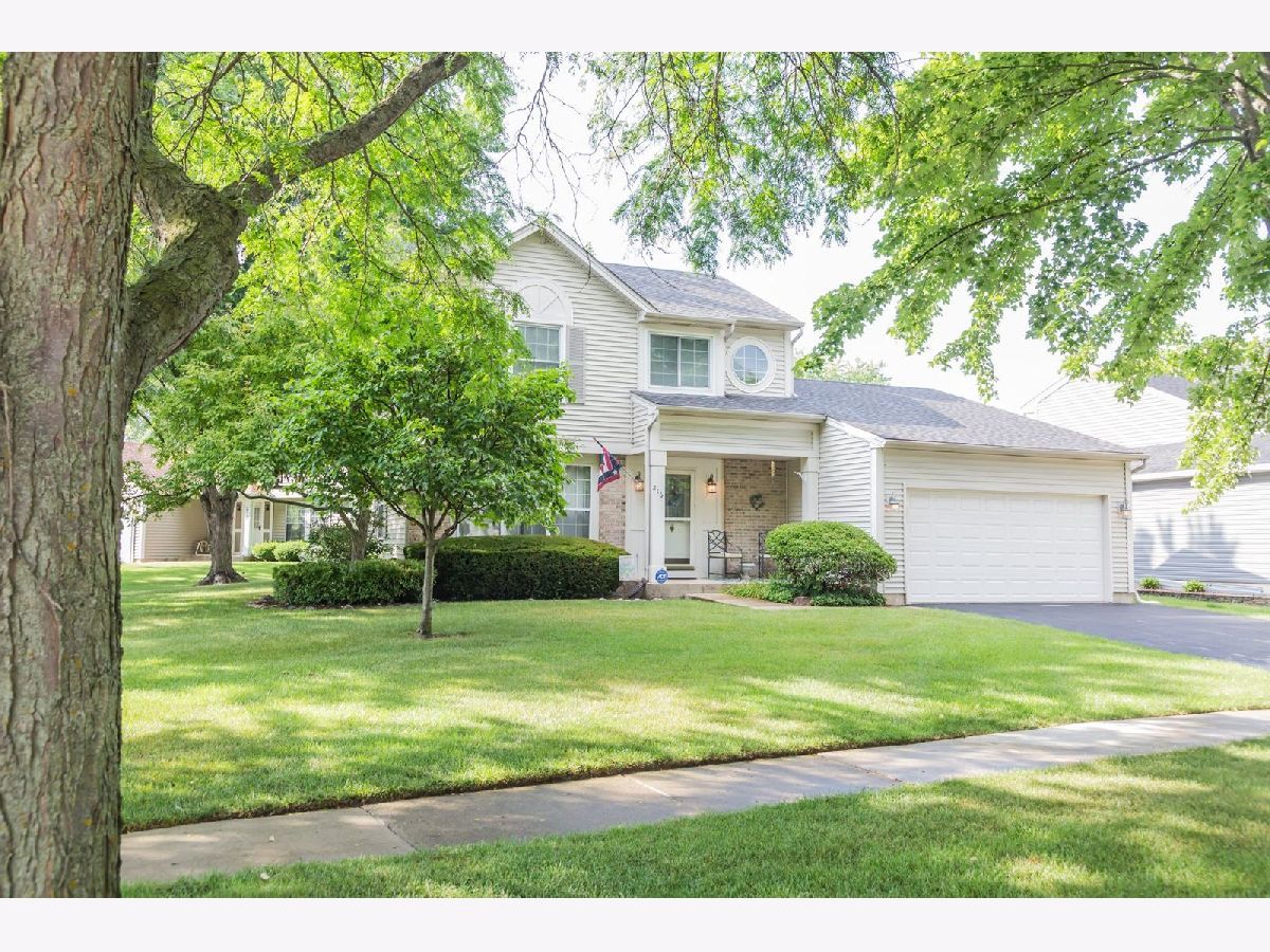 Homes Sold Country Trails Elgin Illinois, 216 Dickens