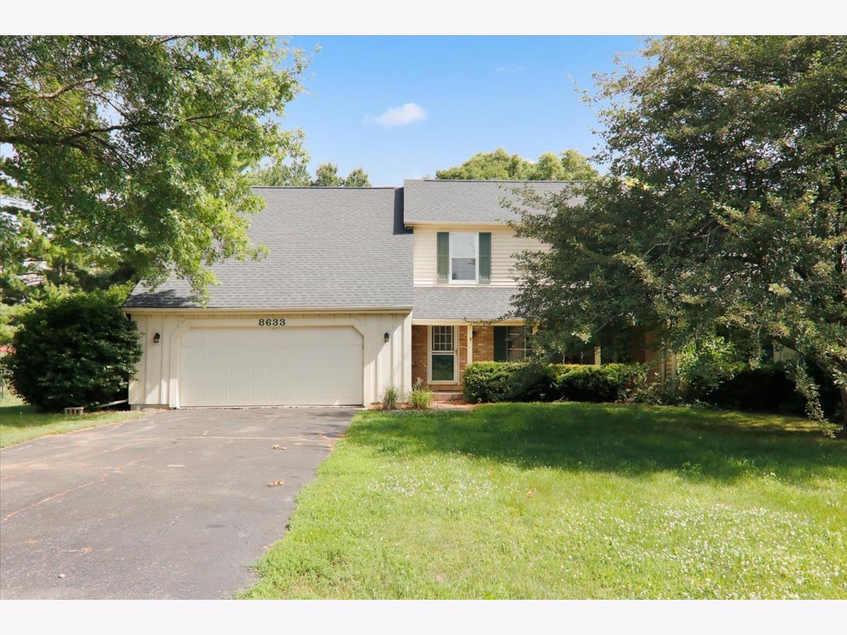  Sold Bloomington Illinois, 8633 Oakmont