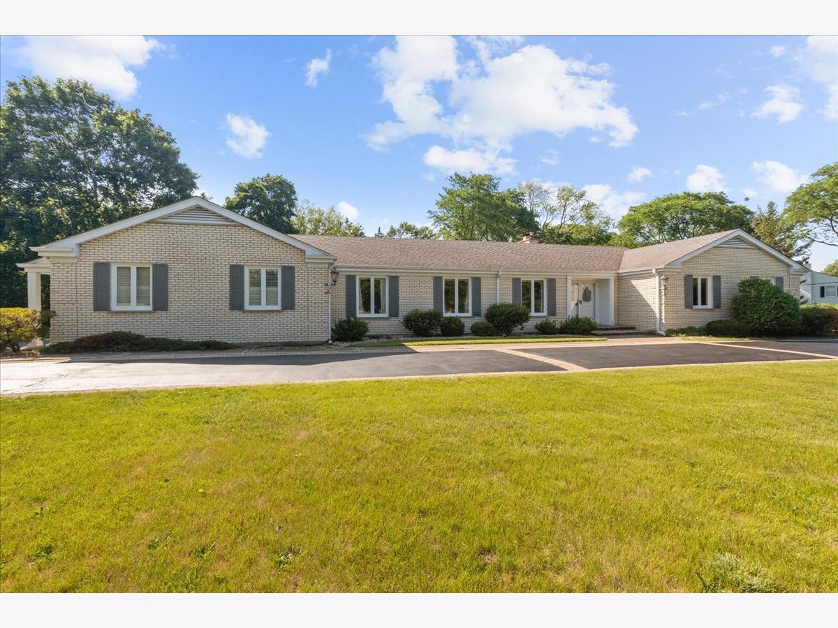  Sold Lake Forest Illinois, 972 Castlegate