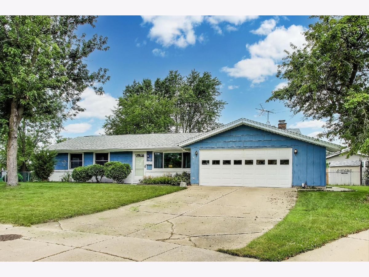 Homes & Condos & Townhomes Sold Weathersfield Schaumburg Illinois, 1107 Lela