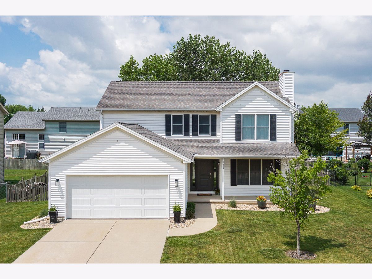 Homes Sold White Eagle South Bloomington Illinois, 1503 Bear Creek