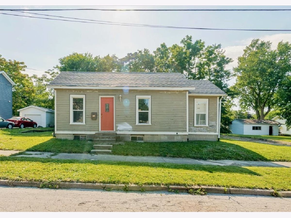 Homes & Condos & Townhomes Sold South Hill Bloomington Illinois, 1305 Oak