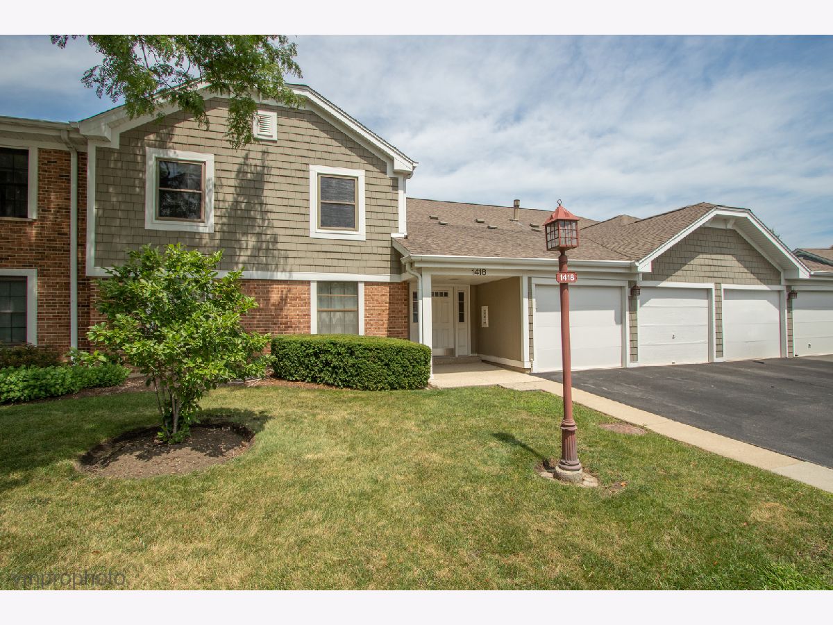 Condos & Townhomes Sold Lexington Green Schaumburg Illinois, 1418 Seven Pines