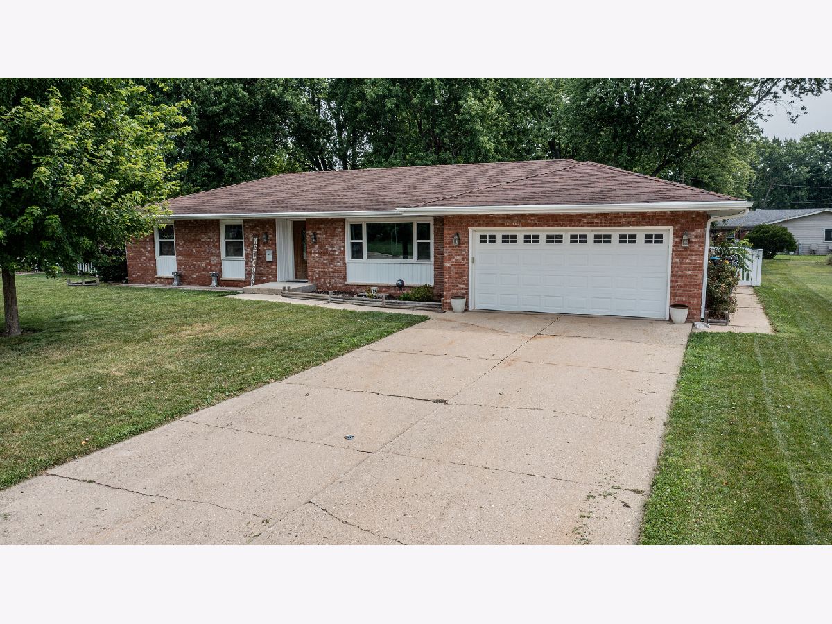  Sold Mendota Illinois, 1009 Park