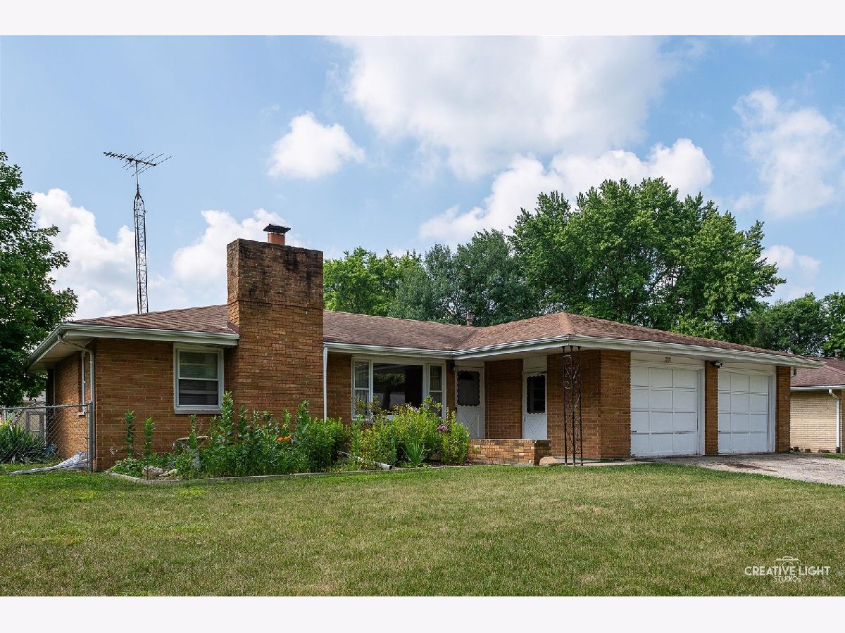  Sold Sugar Grove Illinois, 200 Snow