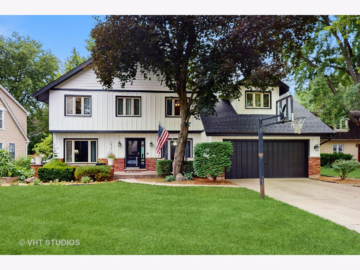 Homes & Condos & Townhomes Sold Green Trails Lisle Illinois, 6432 Berkshire