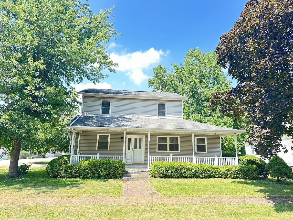  For Sale Mansfield Illinois, 101 Illinois Street