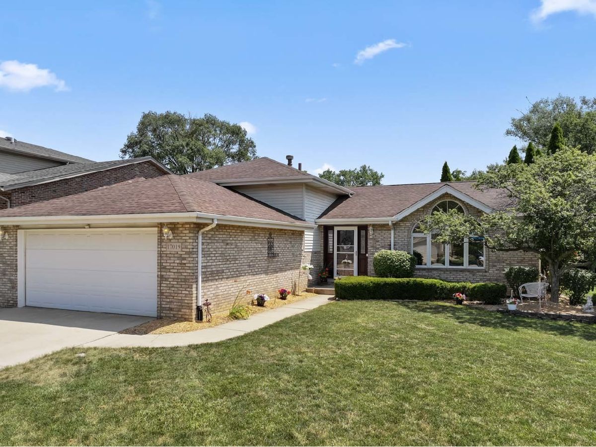  Sold Oak Forest Illinois, 17019 Danielle
