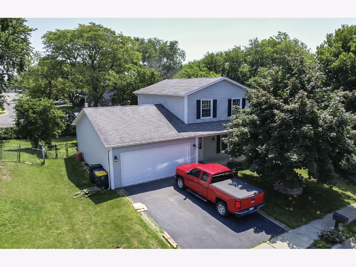  Sold Carol Stream Illinois, 989 Tioga