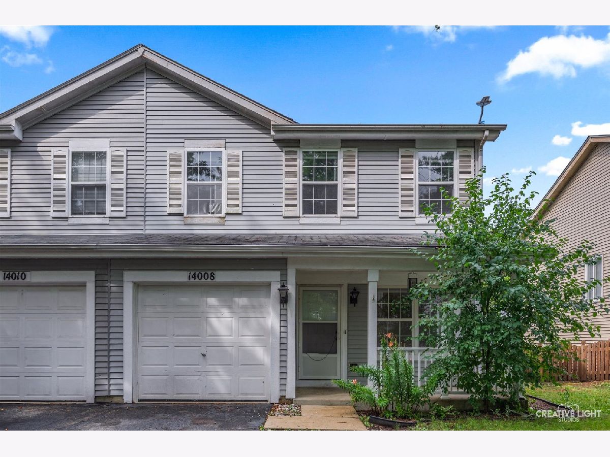 Homes & Townhomes Rented Lakewood Falls Plainfield Illinois, 14008 Oakdale