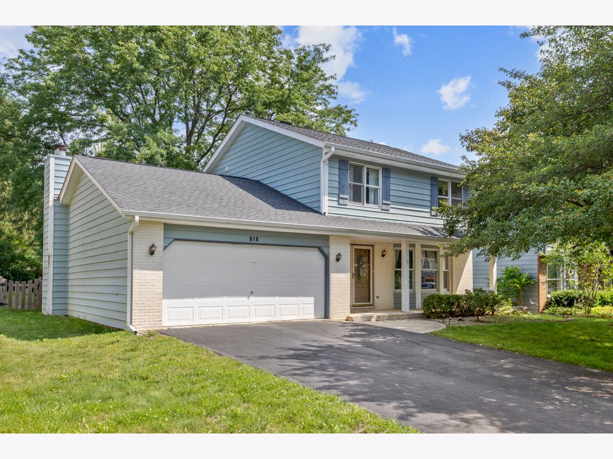  Rented Mundelein Illinois, 616 Blue Spruce