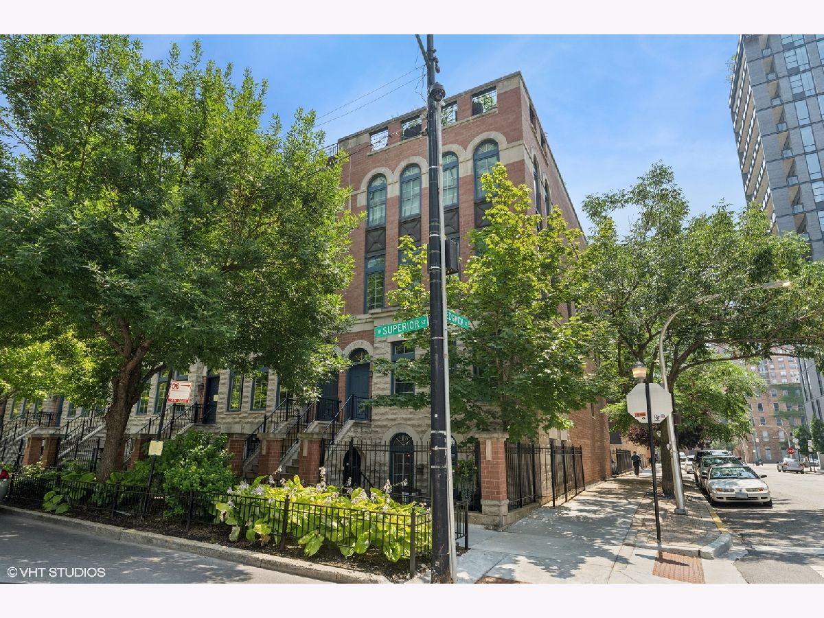Townhomes & Condos Sold Tuxedo Park Chicago Illinois, 369 Superior