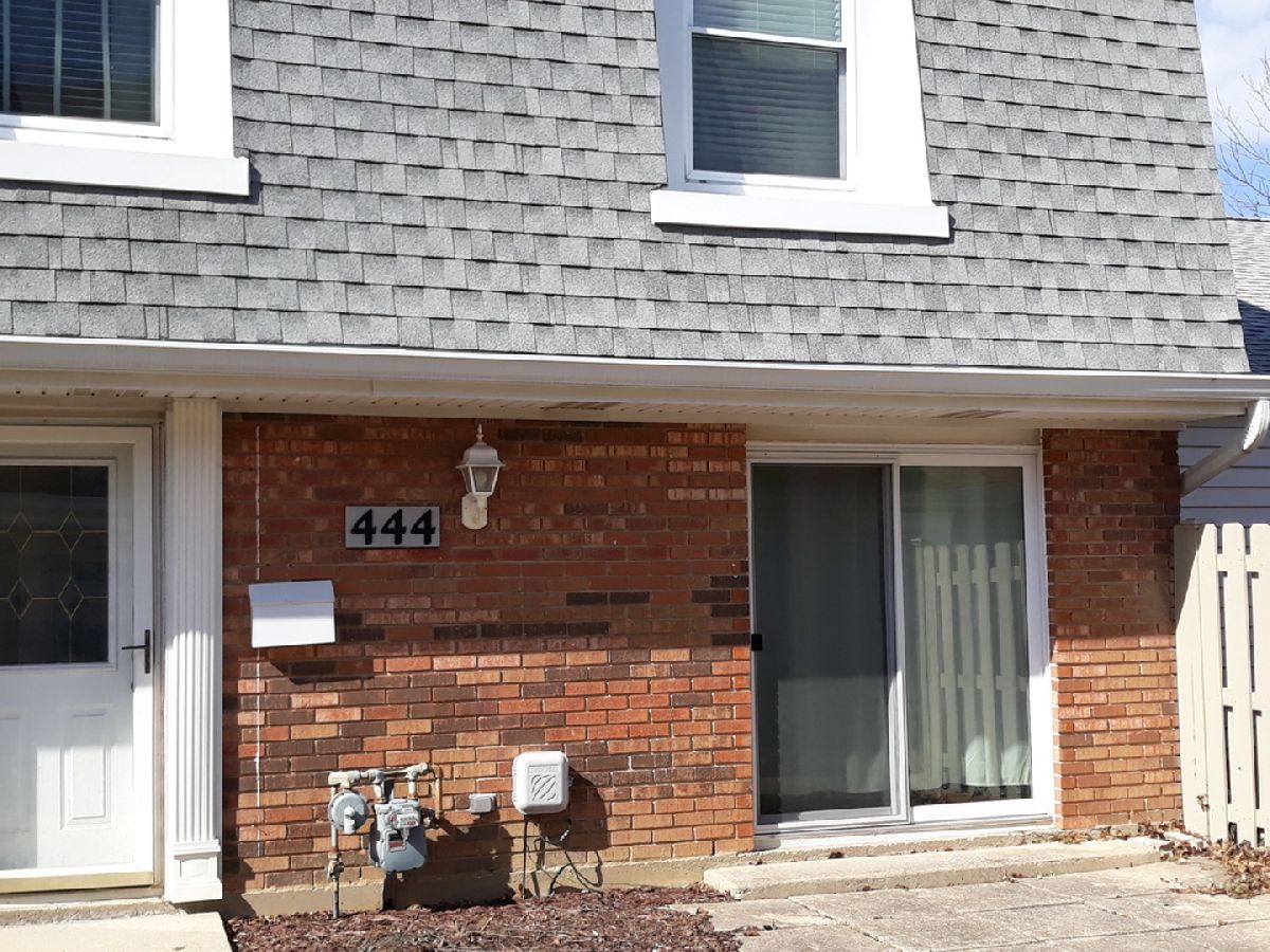  Rented Schaumburg Illinois, 444 Lear