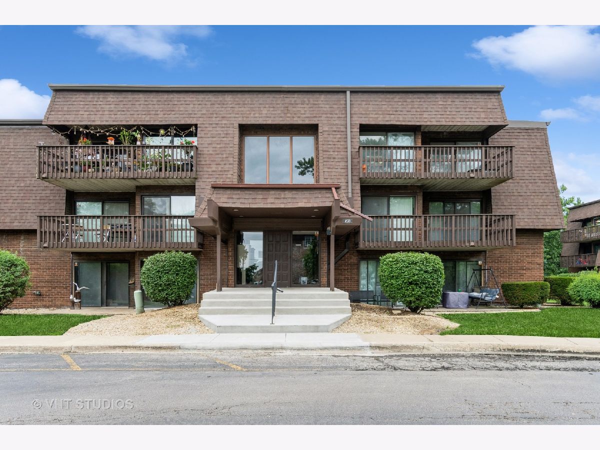 Condominiums Sold Richmond Circle Joliet Illinois, 1620 Richmond
