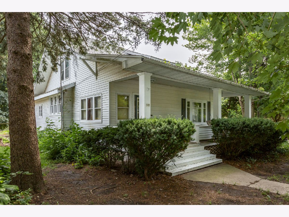  Sold Monroe Center Illinois, 305 Main