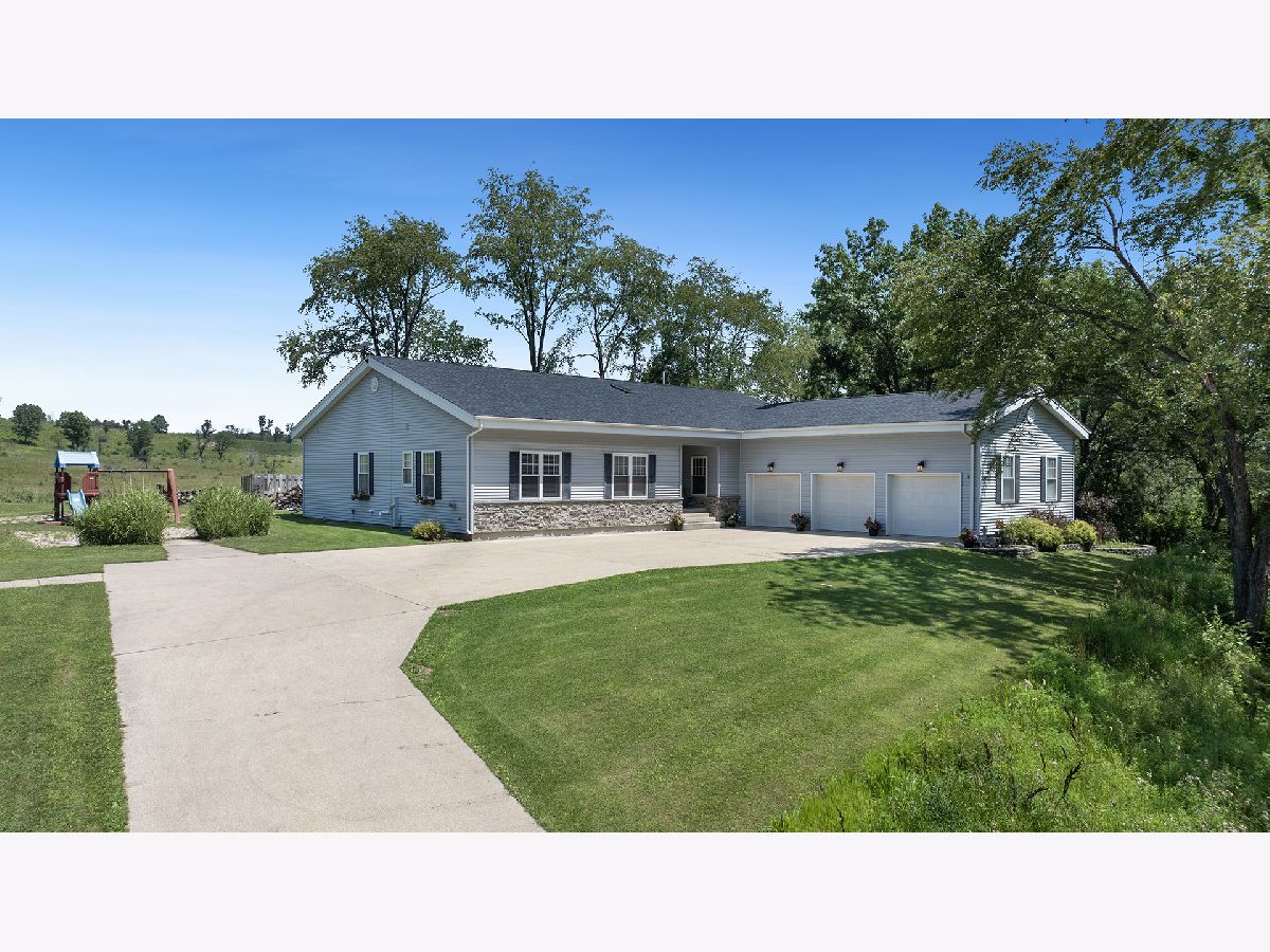 Homes Sold Lost Lake Dixon Illinois, 903 Timber Trail
