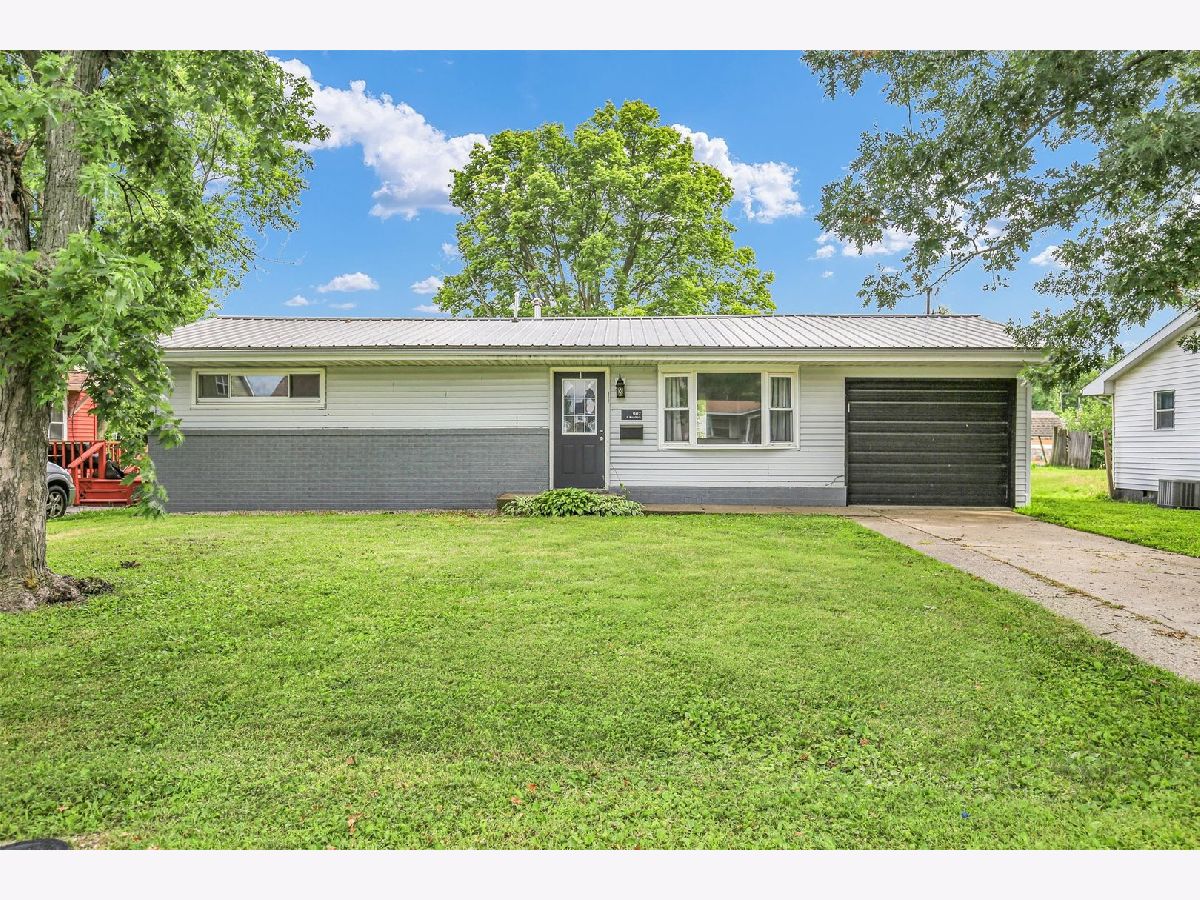  Sold Tuscola Illinois, 907 Newkirk