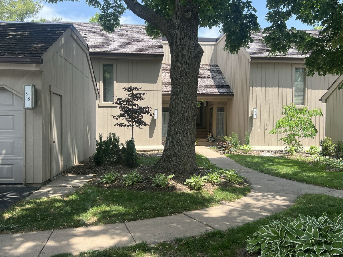  Rented Lake Barrington Illinois, 78 Foxwood
