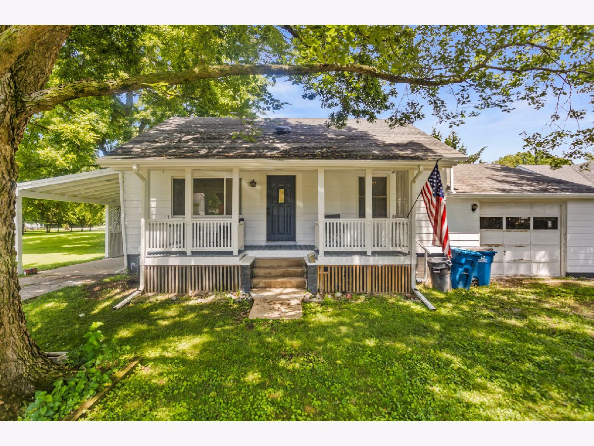  Sold Monticello Illinois, 718 Bristow