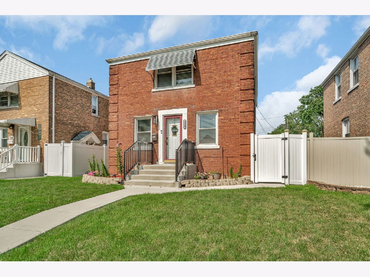  Sold Chicago Illinois, 5304 Ridgeway