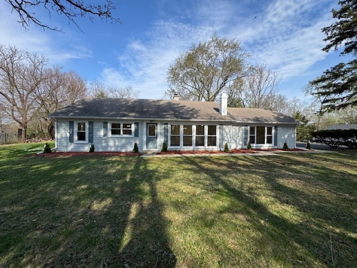 Homes For Sale Echo Lake Lake Zurich Illinois, 23836 Echo Lake Road