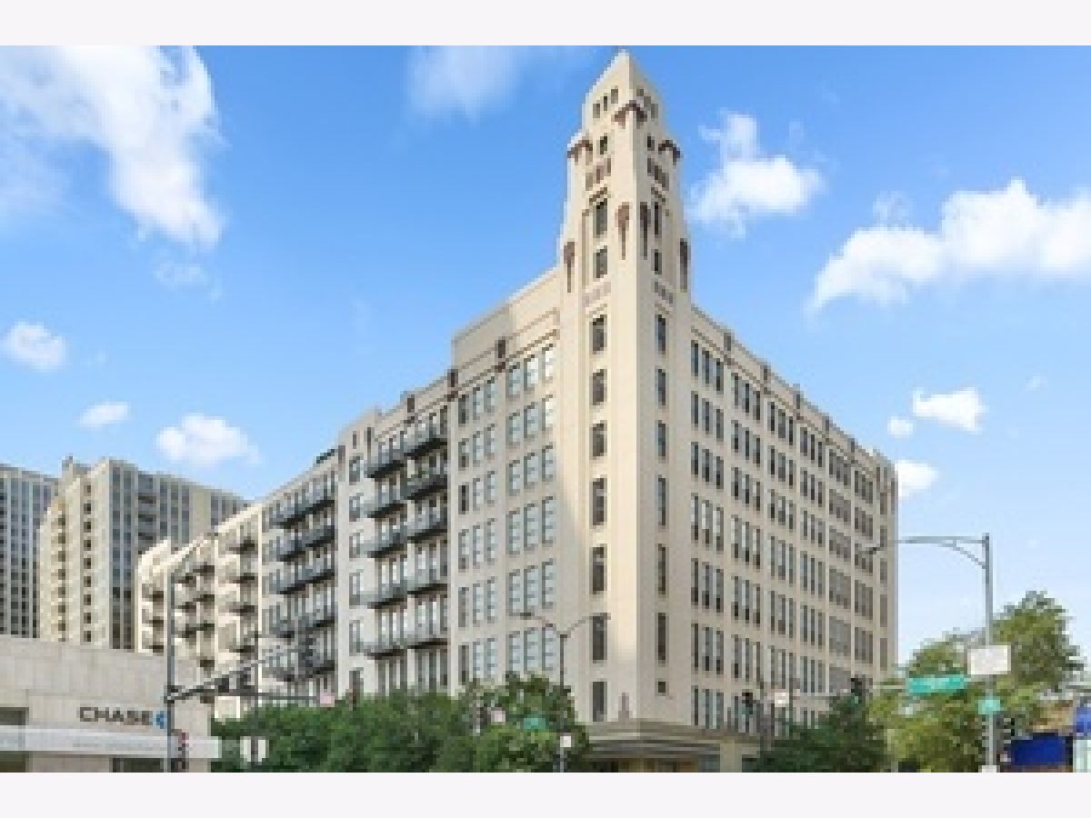 Condominiums Rented One River Place Chicago Illinois, 758 Larrabee