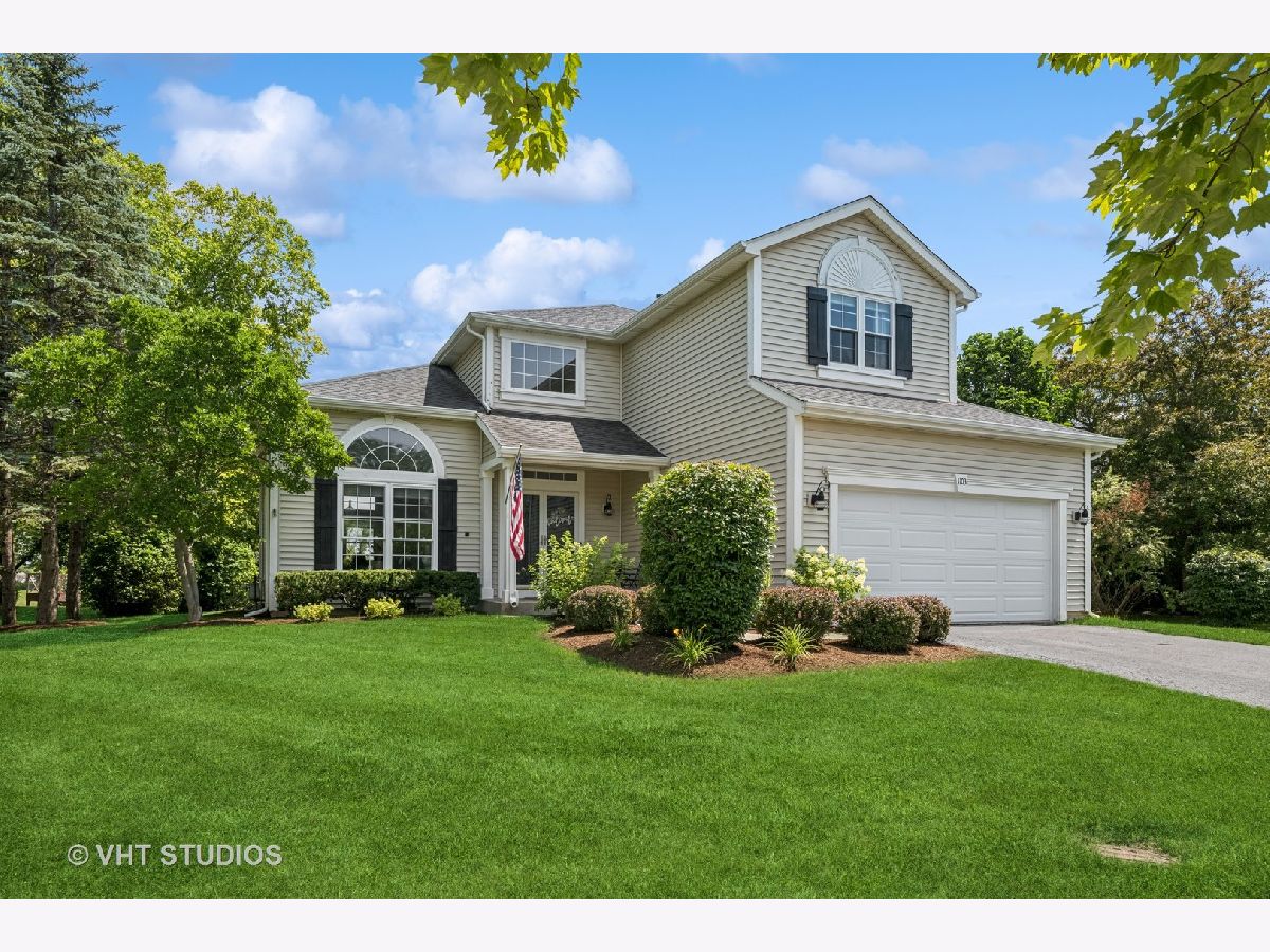  Sold Lake In The Hills Illinois, 1103 Heavens Gate