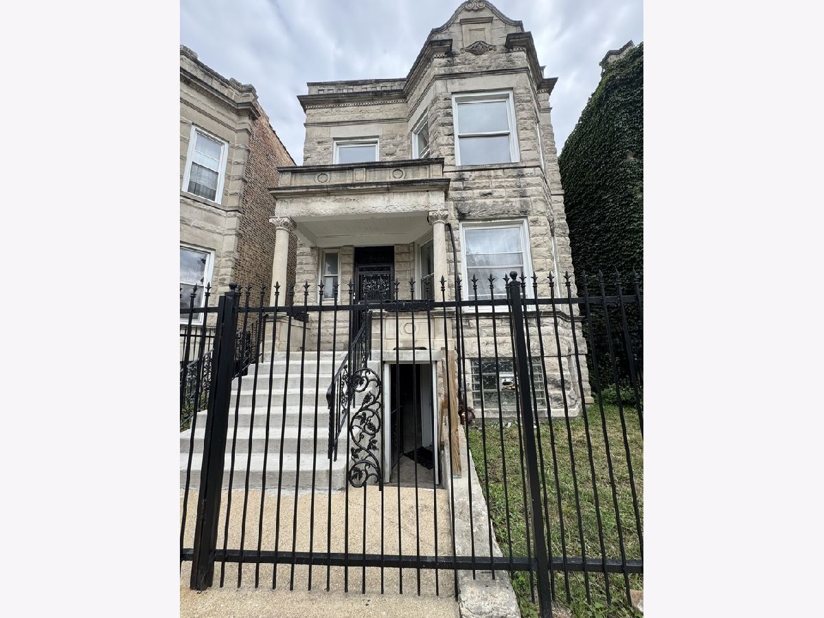  Rented Chicago Illinois, 4334 Monroe