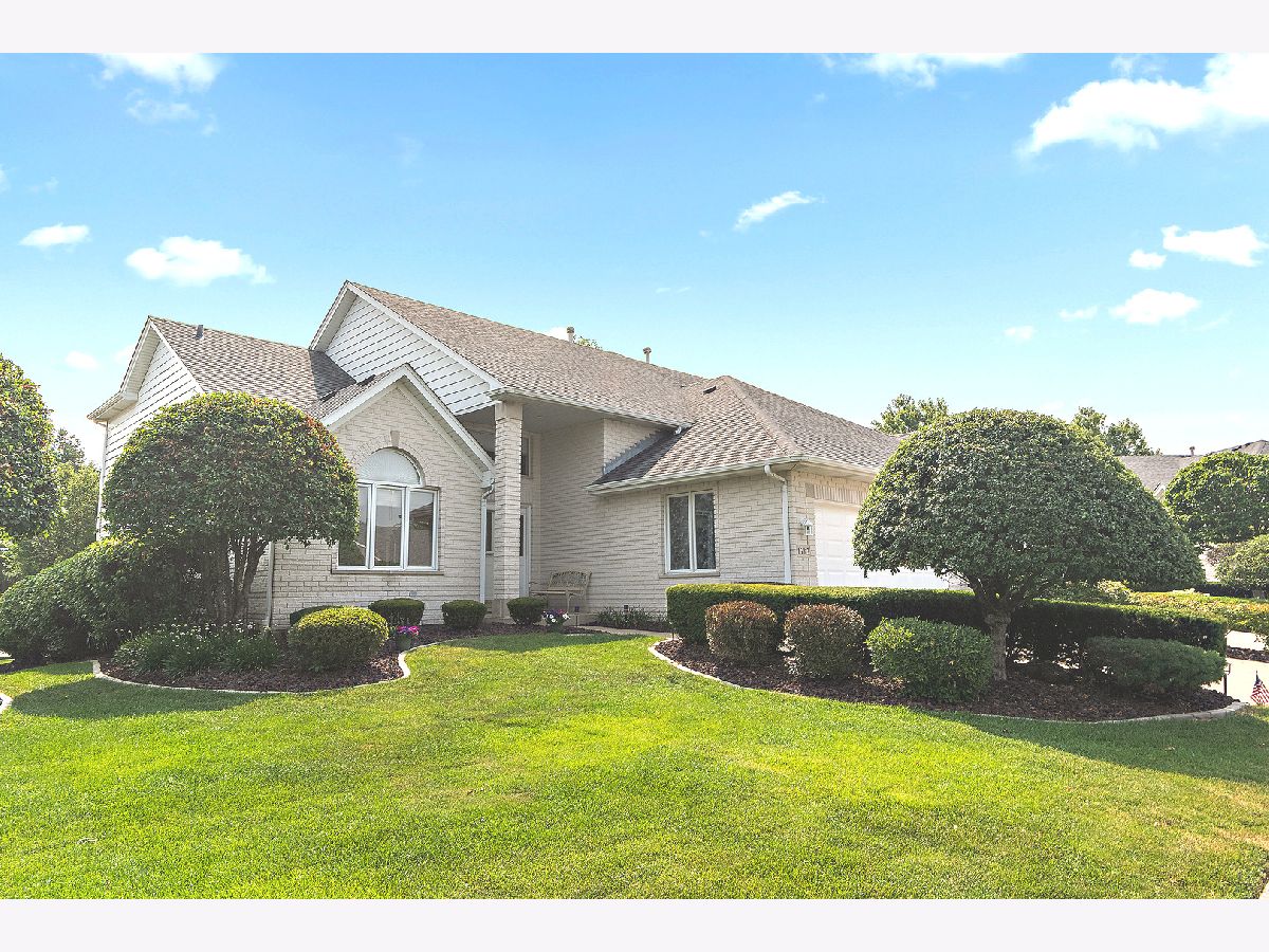 Townhomes For Sale Hummingbird Hill Orland Park Illinois, 16313 Bob White Circle