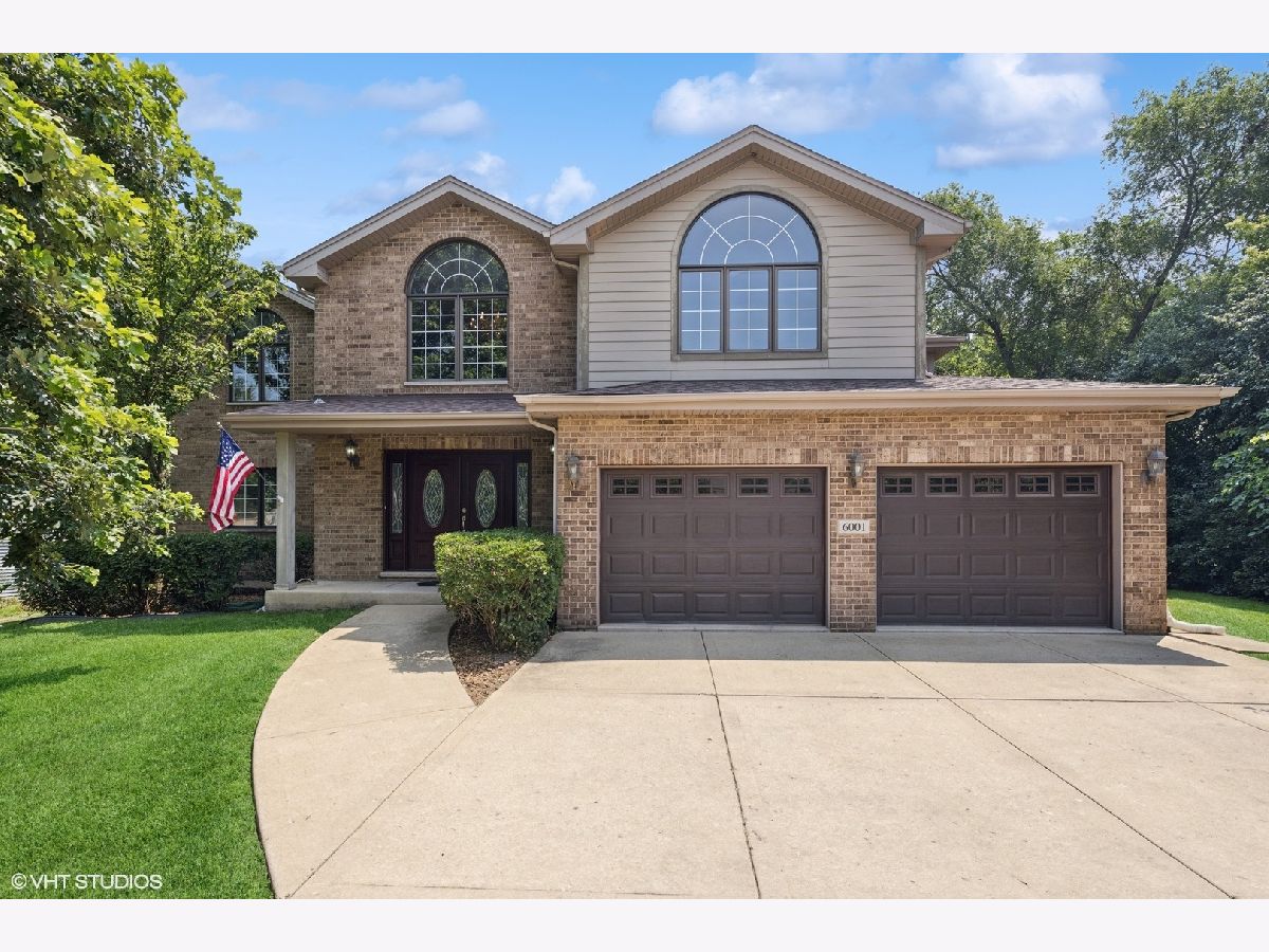  For Sale La Grange Highlands Illinois, 6001 Wolf Road
