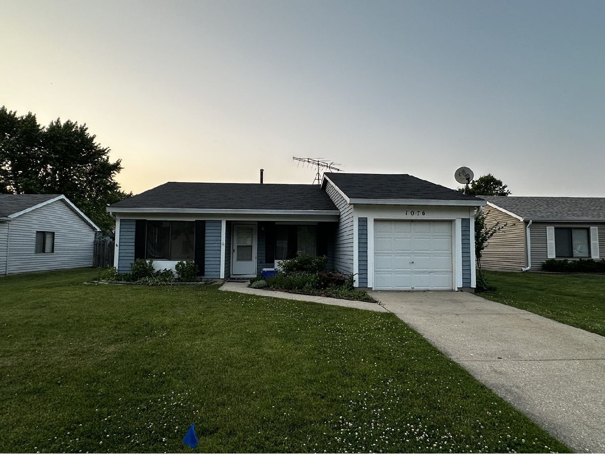  For Rent Bolingbrook Illinois, 1076 Crestwood