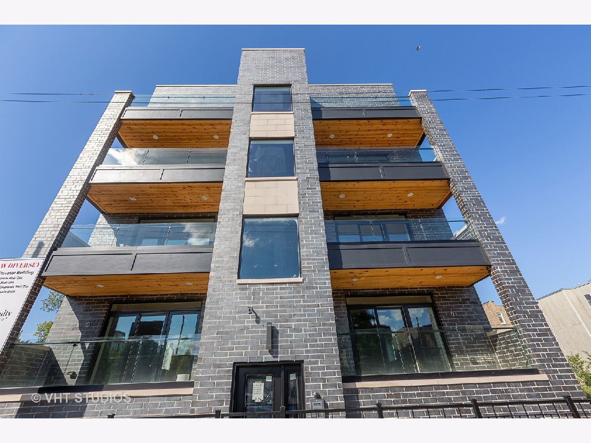 Rented Chicago Illinois, 2514 Diversey