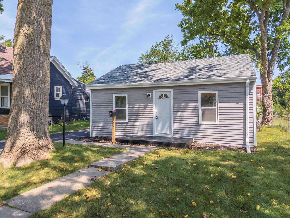  Sold Pontiac Illinois, 609 Livingston